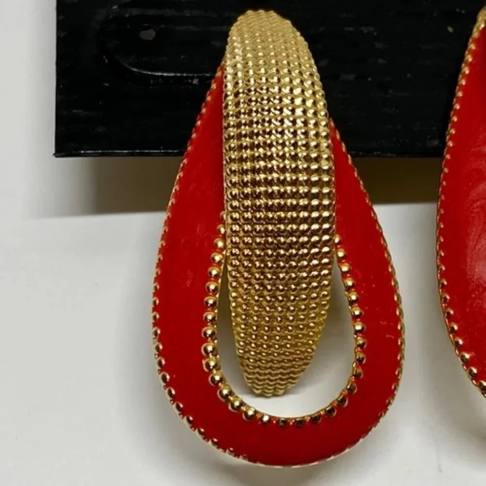 The Earring Tree Fashion Earrings Goldtone Red Acrylic Elegant Dangle‎ Post NWT